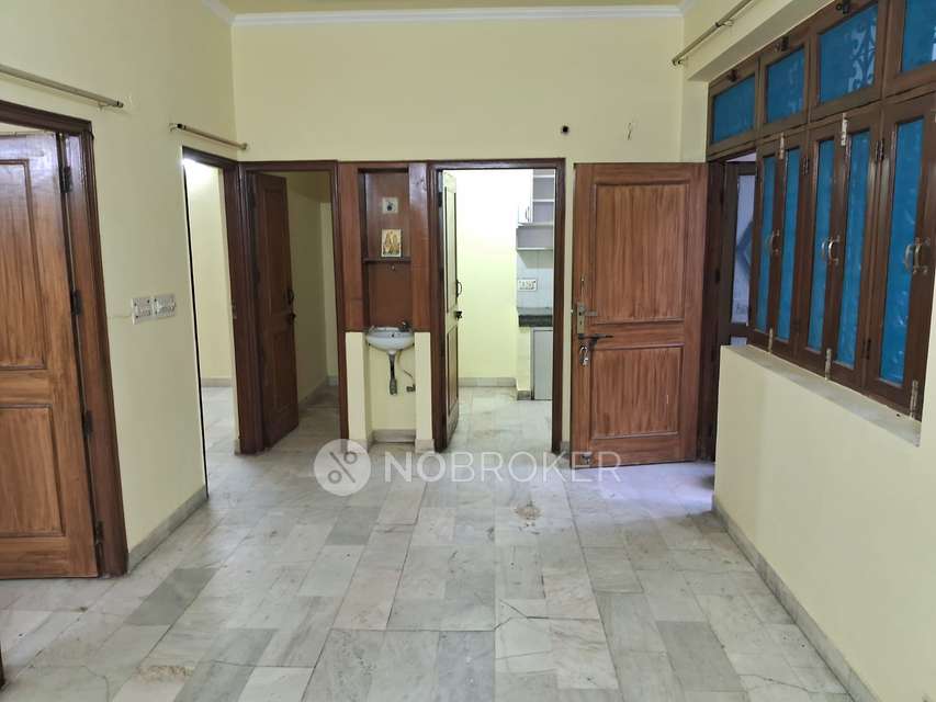 2 BHK House for Rent  In Sector 40
