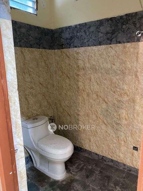 4+ BHK Flat In  G.radha For Sale  In Puppalguda