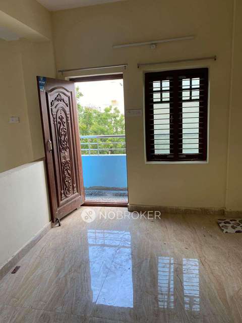 4+ BHK Flat In  G.radha For Sale  In Puppalguda
