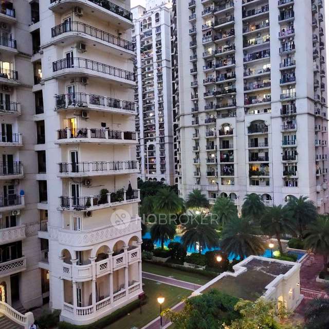 2 BHK Flat In Dlf Capital Greens For Sale  In Moti Nagar