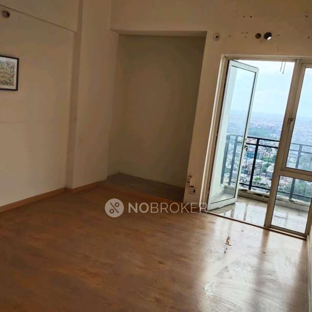 2 BHK Flat In Dlf Capital Greens For Sale  In Moti Nagar