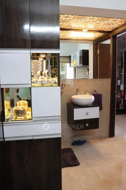 Single Room for Female In 2 BHK  In Venkatesh Graffiti Elan In  Keshav Nagar, 