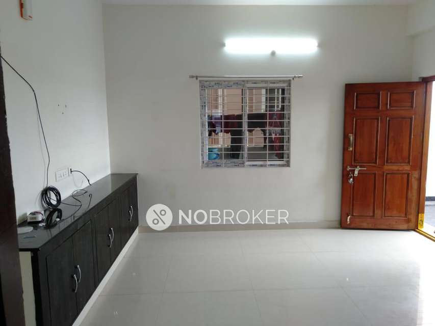 4+ BHK Flat For Sale  In Kukatpally