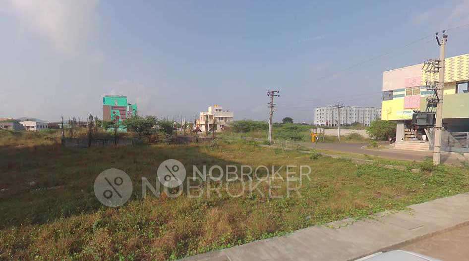 Plot For Sale  In Old Perungalathur