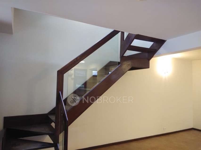 3 BHK Flat For Sale  In Indiranagar