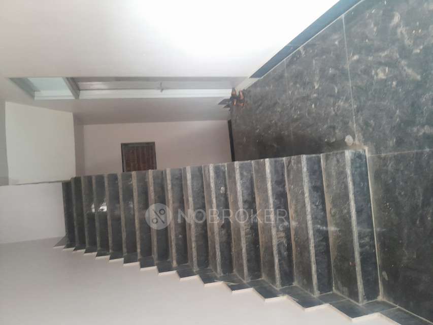 1 BHK Flat In Abhinandan Apartments, Sector 51 for Rent  In Sector 51