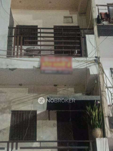 Office Space in Vishwas Nagar, Delhi for sale 