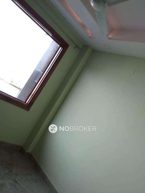 4+ BHK Flat For Sale  In Rohini