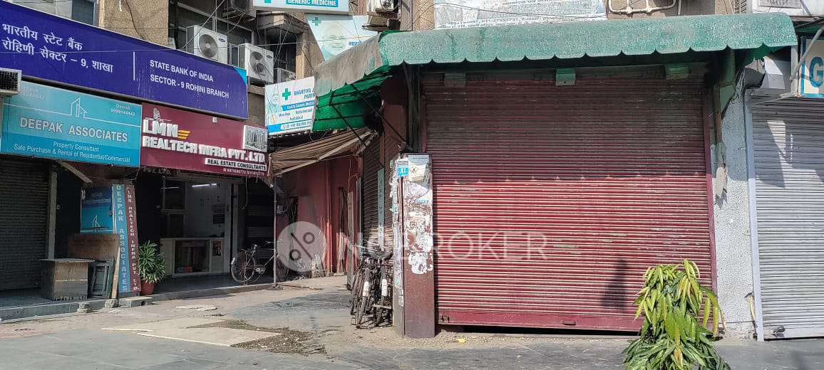 Commercial Property in  Rohini, Delhi for sale 