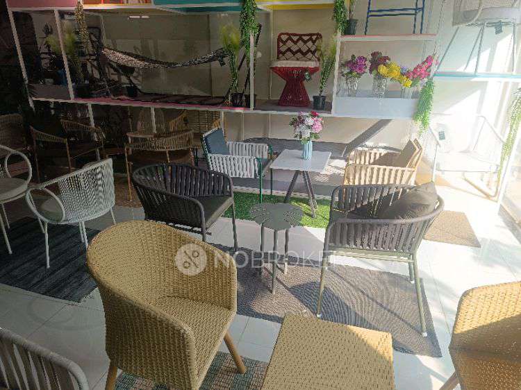 Showroom in Babusabpalya, Hennur Gardens, Bangalore for Rent 