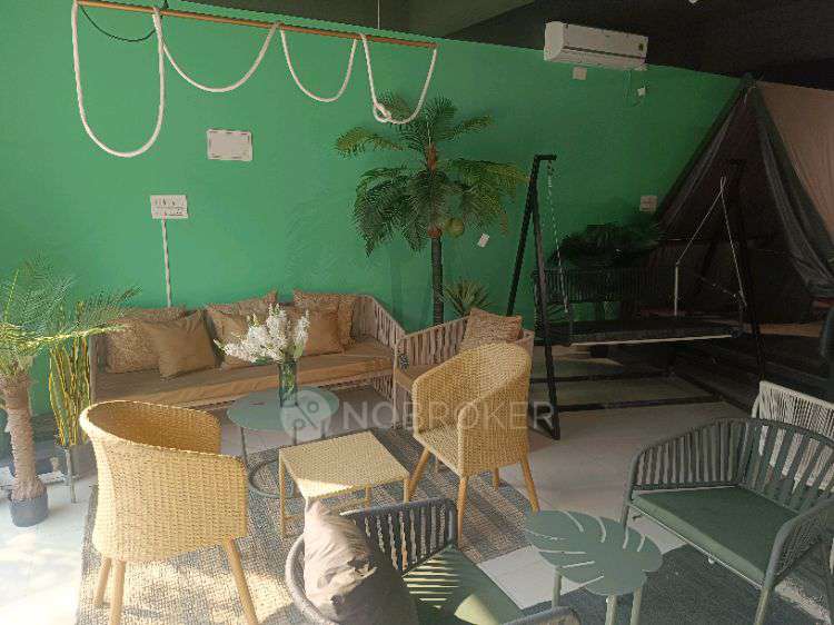 Showroom in Babusabpalya, Hennur Gardens, Bangalore for Rent 