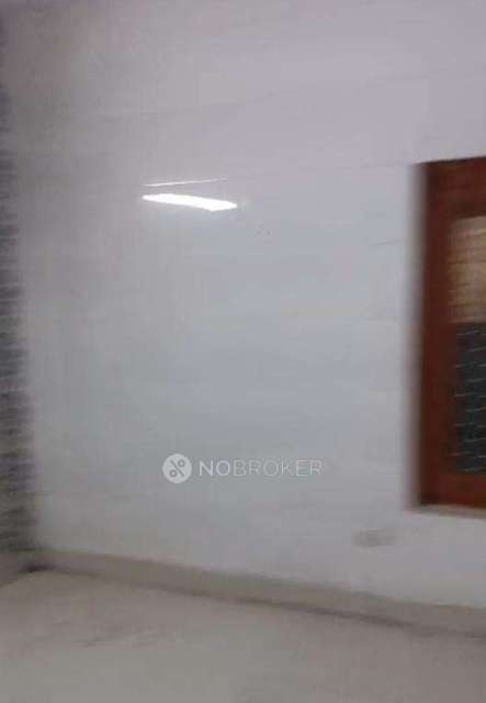 1 BHK Flat For Sale  In Dr. Mukherjee Nagar
