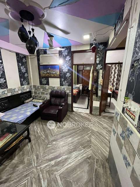 2 BHK Flat In Apartment For Sale  In Mayur Vihar