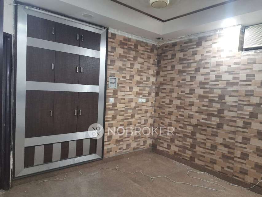 Office Space in Kalka Ji, Delhi for Rent 