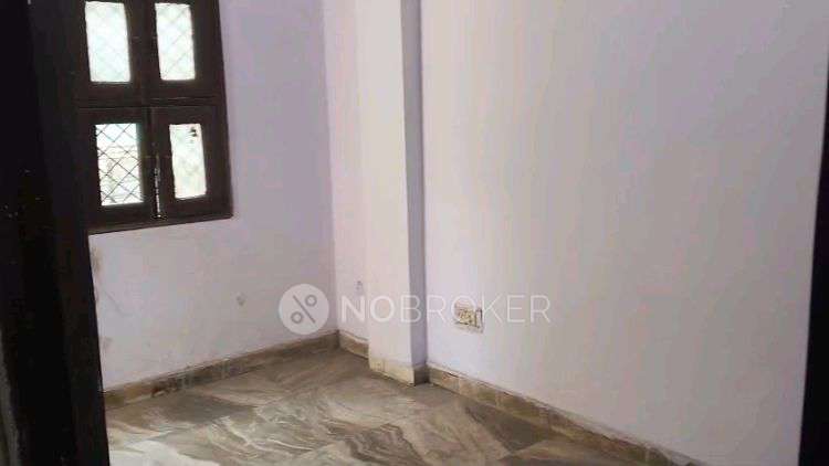 2 BHK Flat For Sale  In Ganesh Nagar Pandav Nagar Complex
