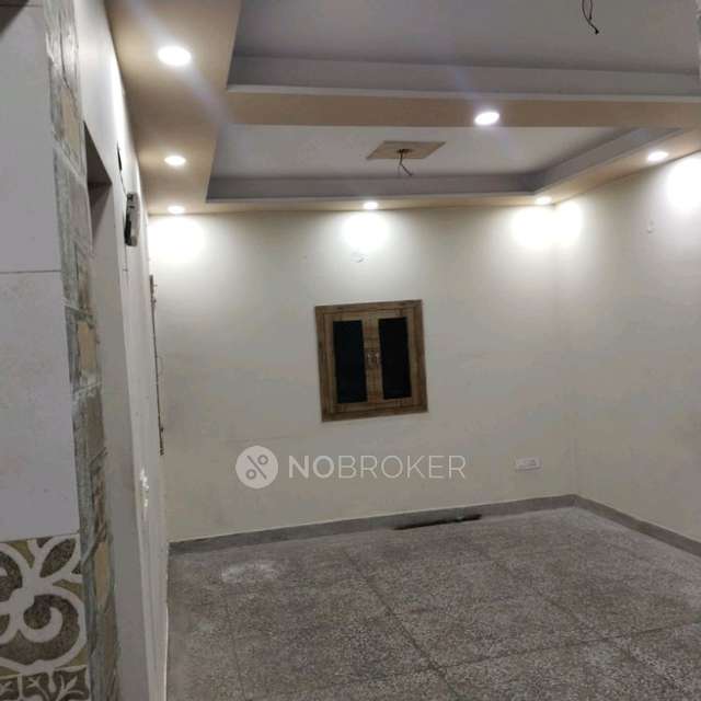 3 BHK Flat In Hari Nagar For Sale  In Hari Nagar