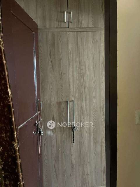 1 BHK Flat for Rent  In Sector 52