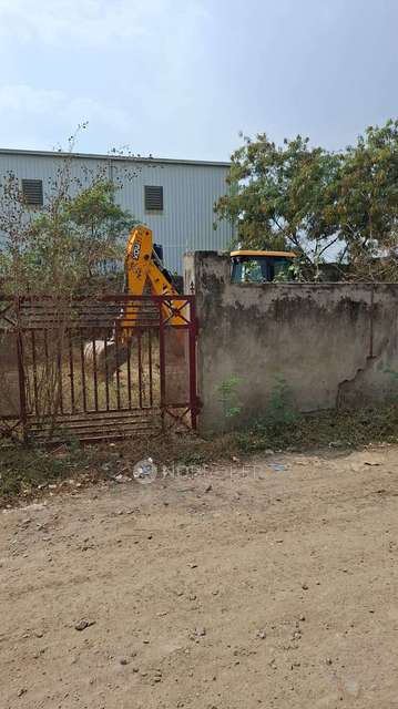 Godown/Warehouse in Pedda Amberpet, Hyderabad for Rent 
