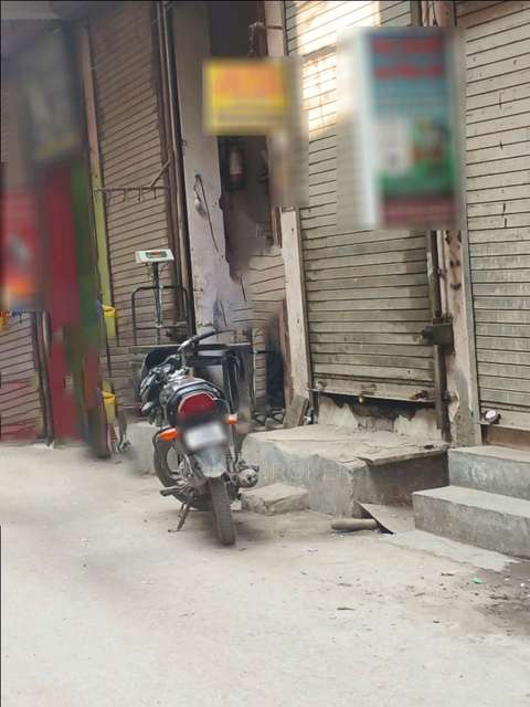 Shop in Sangam Vihar, Delhi for Rent 