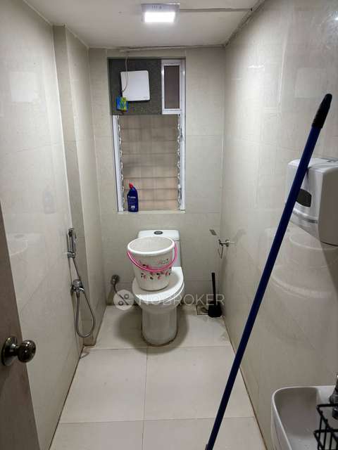 Godown/Warehouse in Kailas Complex, Vikhroli, Mumbai for Rent 