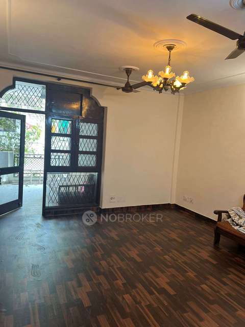 2 BHK Flat In Standlone Building for Rent  In Lajpat Nagar