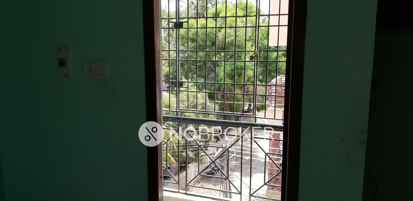 3 BHK Flat In Shantha Flats For Sale  In Madambakkam