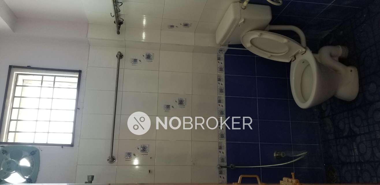 3 BHK Flat In Shantha Flats For Sale  In Madambakkam