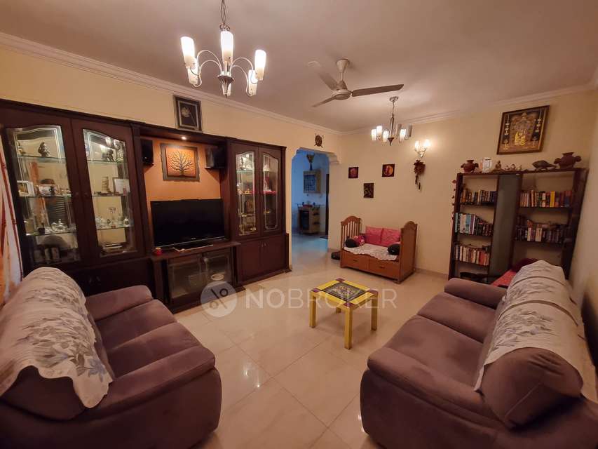3 BHK Flat In Vars Fantasy Apartment, Indiranagar for Rent  In Indiranagar