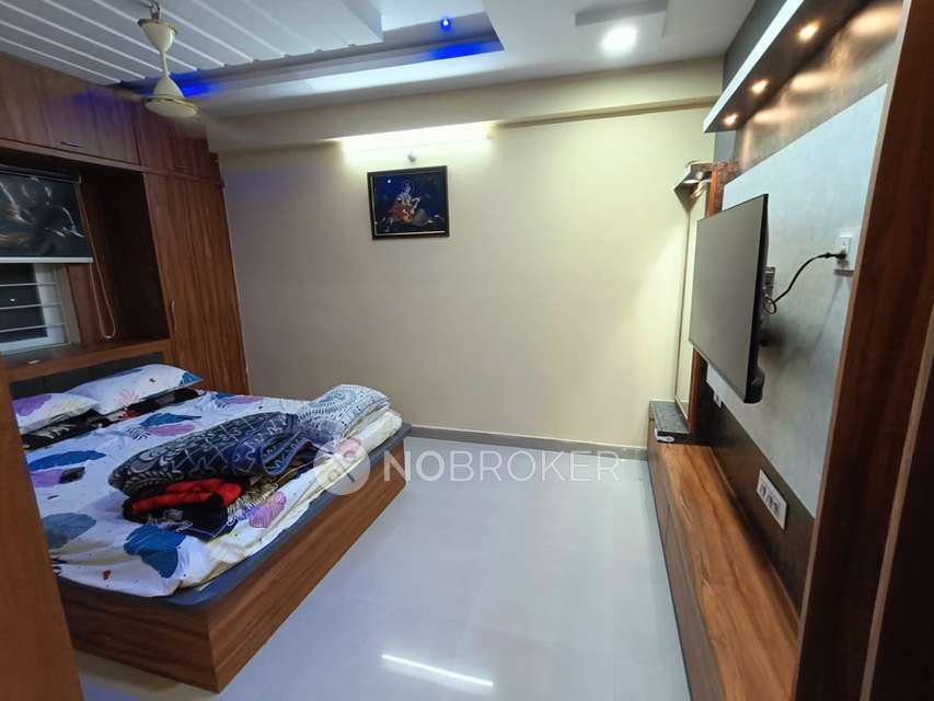 2 BHK Flat In Bhavyas Lig For Sale  In Kukatpally