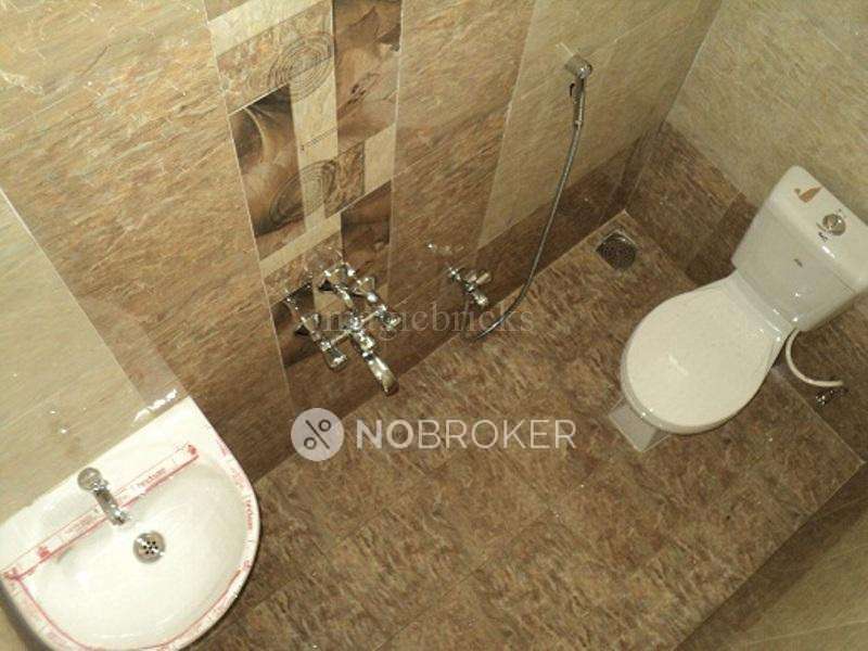 2 BHK Flat In Sri Srini  For Sale  In Valasaravakkam