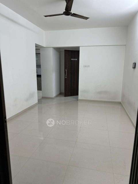 1 BHK Flat In Roshan Milestone for Rent  In Tathawade