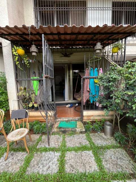 2 BHK Flat In Neelkanth Kingdom For Sale  In Ghatkopar West