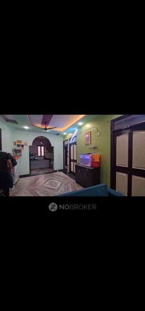 4 BHK Flat In Floor For Sale  In Sector 4