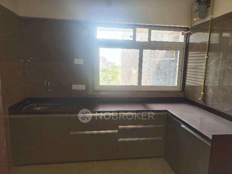 2 BHK Flat In Akshar Amar Mansion for Rent  In Chembur East