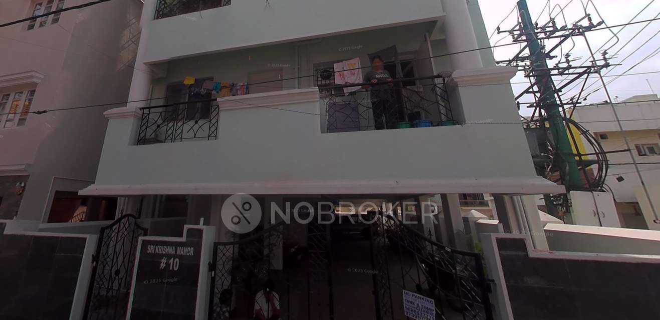 2 BHK Flat In Krishna Mannor For Sale  In Banashankari