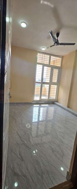 PG for Girls in Alandi