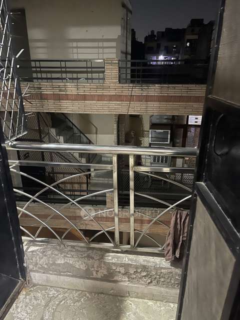 1 BHK Flat In Standalone Building  for Rent  In  Tilak Nagar