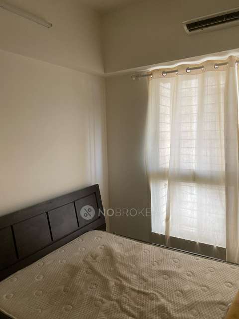 Single Room for Male In 2 BHK  In Lodha Amara In Lodha Amara