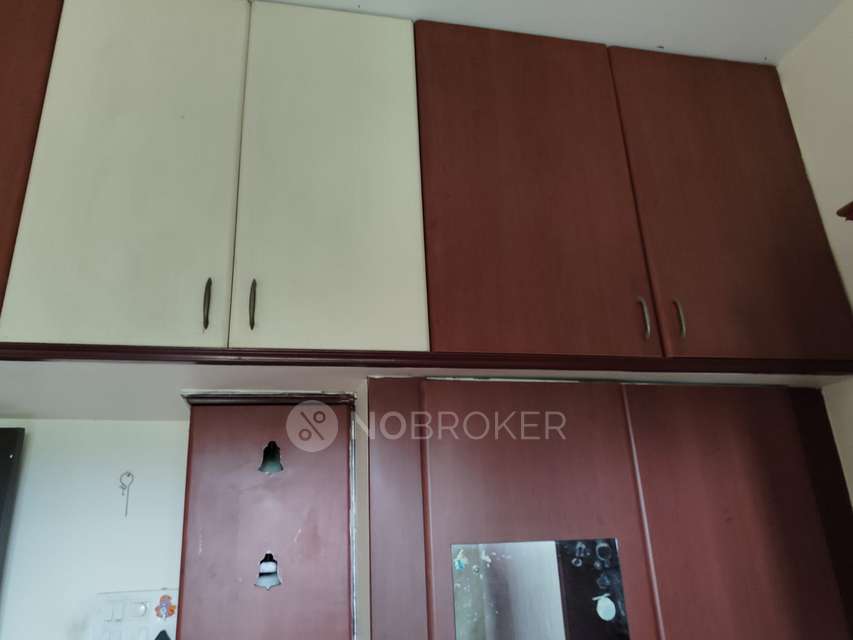 2 BHK Flat In Pratham Apartment  For Sale  In Pallikaranai