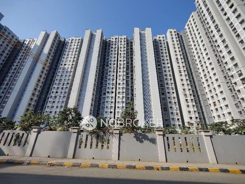 2 BHK Flat In Goregaon West View Chs For Sale  In Goregaon West