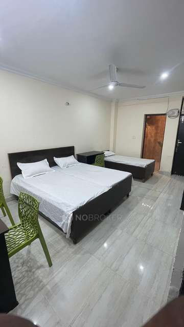 PG for Boys in Knowledge Park Iii