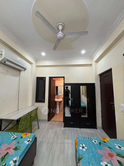 PG for Boys in Knowledge Park Iii