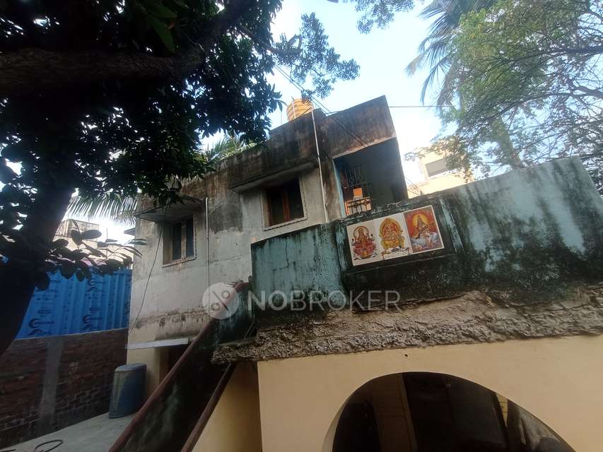 4+ BHK House For Sale  In Kolathur