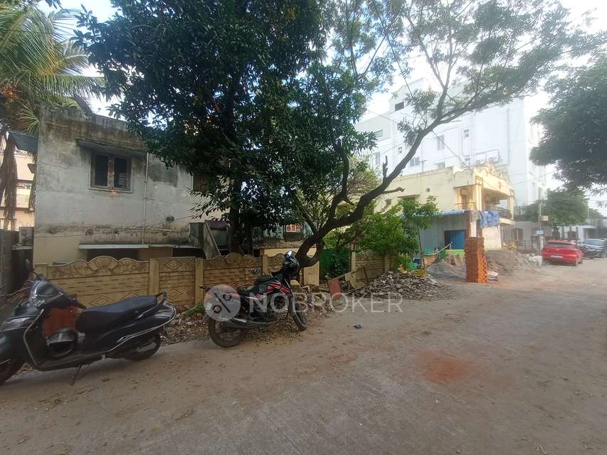4+ BHK House For Sale  In Kolathur