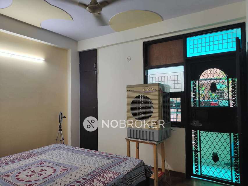 1 BHK Flat In Stand Bulding For Sale  In Sahibabad
