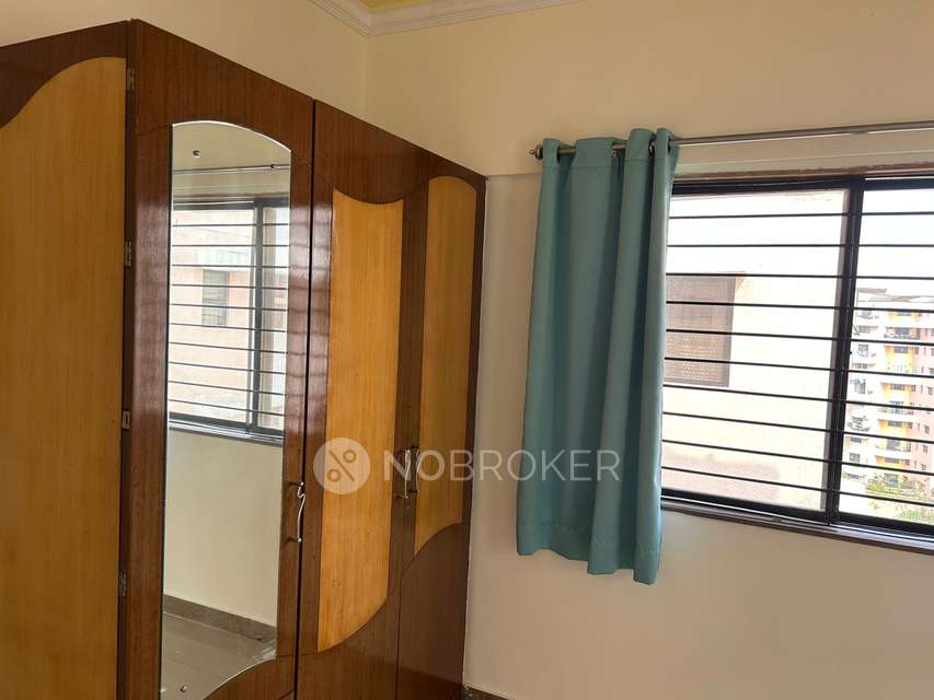 2 BHK Flat In Magarpatta Jasminium, Hadapsar, Pune for Rent  In Hadapsar, Pune