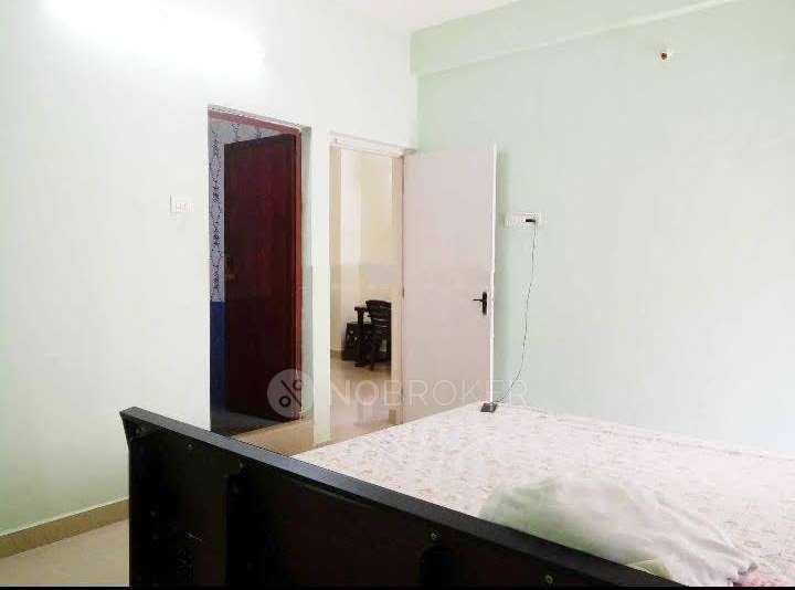 2 BHK Flat In Maha Flats, Pallavaram for Rent  In Pallavaram