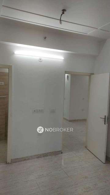 3 BHK Flat In Ajnara Ambrosia For Sale  In Sector-118