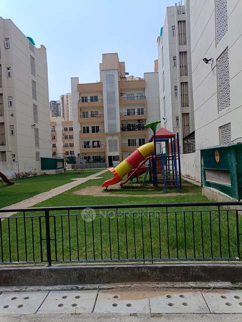 3 BHK Flat In Centurian Park for Rent  In Sector 4