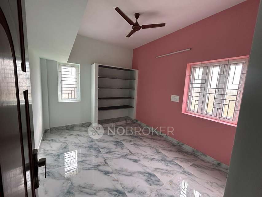 2 BHK House for Rent  In , Thazhambur, 